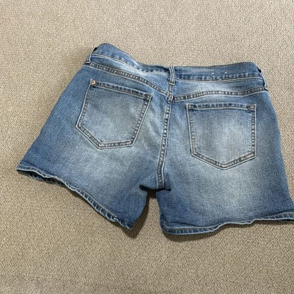 Old Navy Boyfriend Distressed Comfort Jean Shorts size 4 - Picture 6 of 12